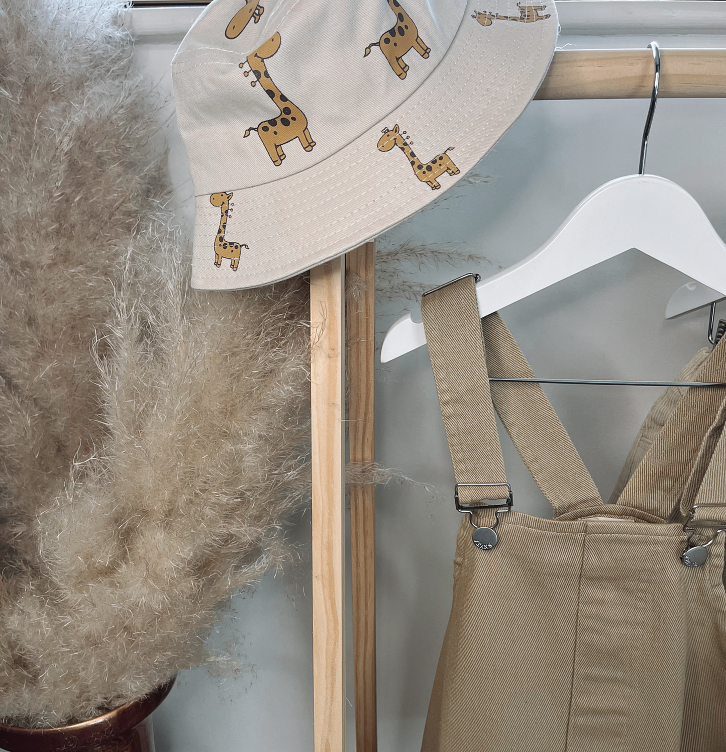 ‘Raffe’ Bucket Hat